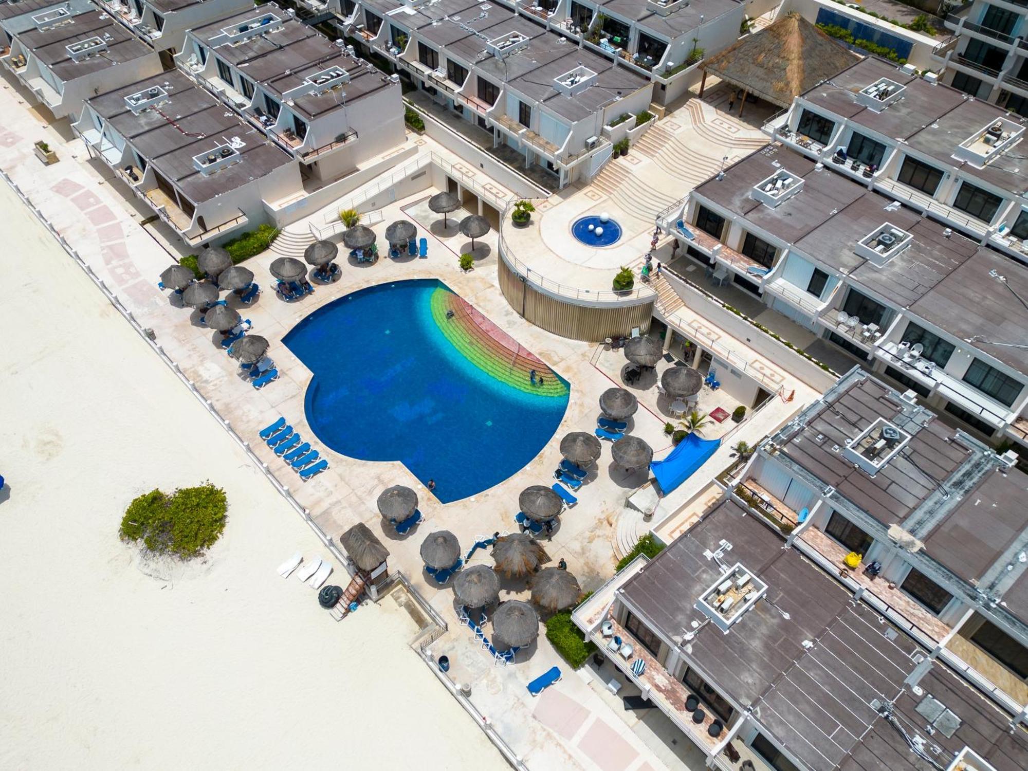 Family Vacations Ocean View Apartment Cancun