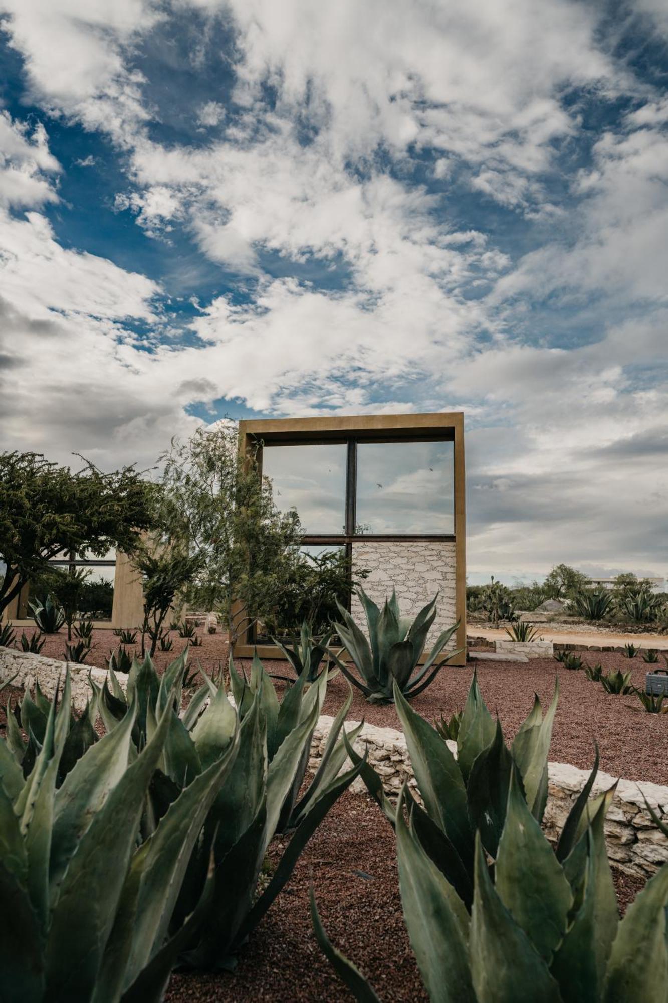 Mineral Del Cielo * Pozos (Guanajuato)