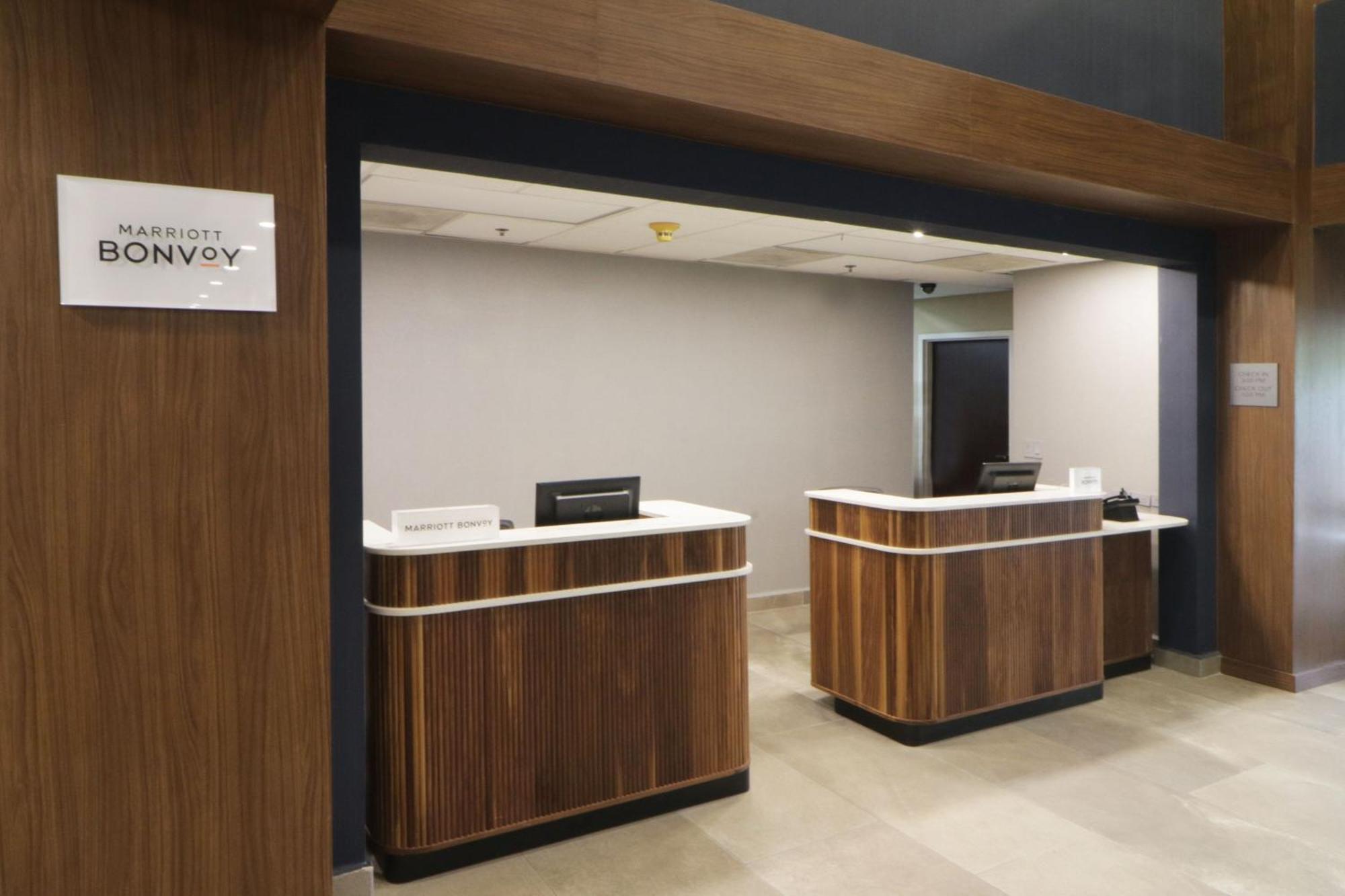 Courtyard Monterrey Airport 4* Apodaca