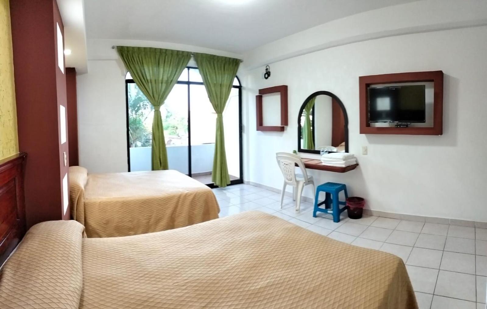 Real Del Quijote A Solo 50 Metros De La Playa Hotel 3*