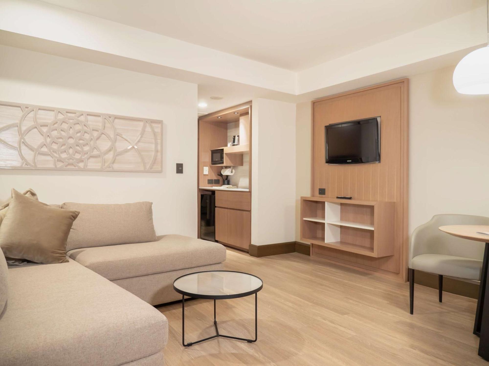 Hotel Ms Milenium Monterrey Curio Collection By Hilton 4*
