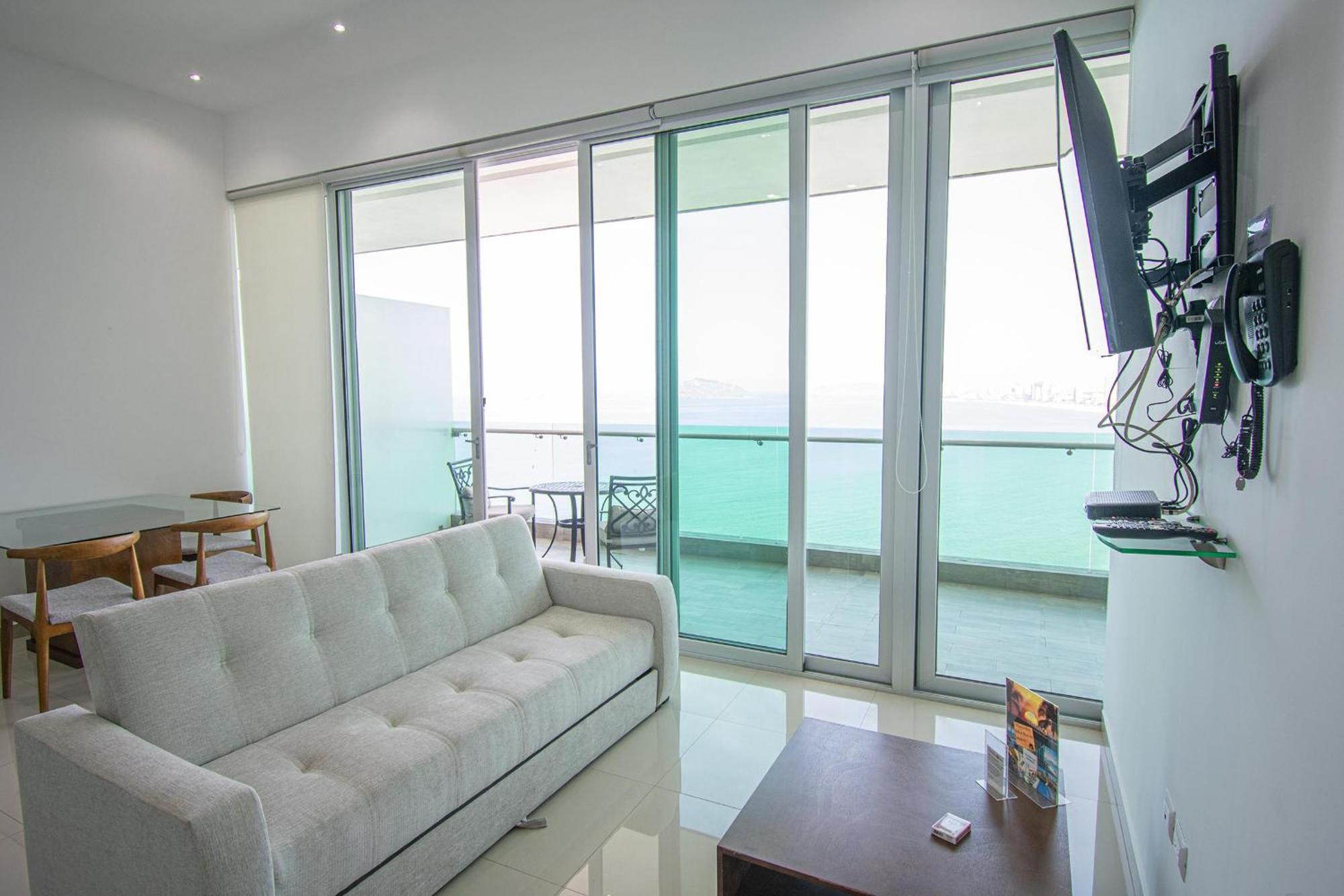 Beautiful Malecon And Beyond 1502 Torre Eme *