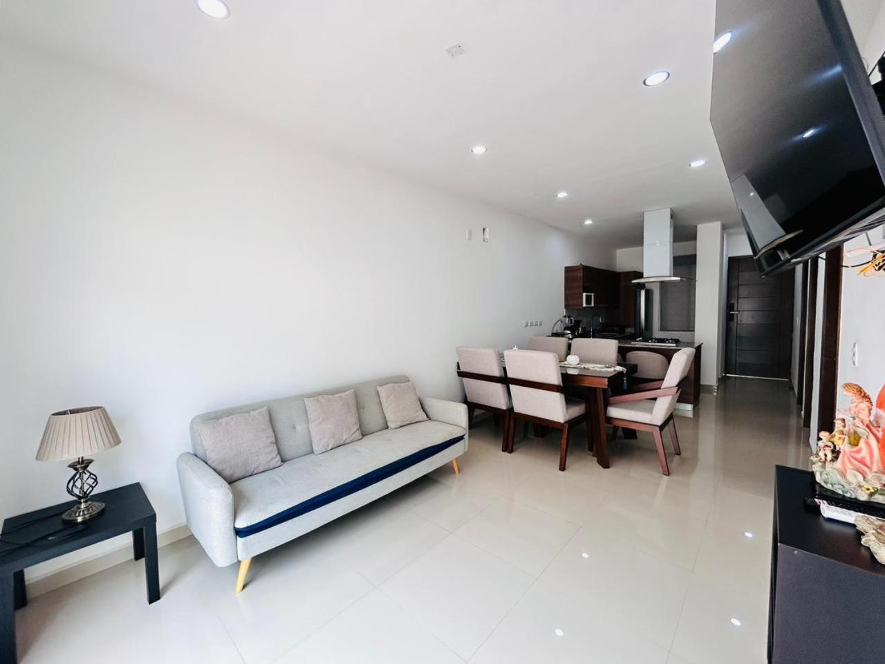 Aquiles,10 Min Playa Caminando Apartment Mazatlan