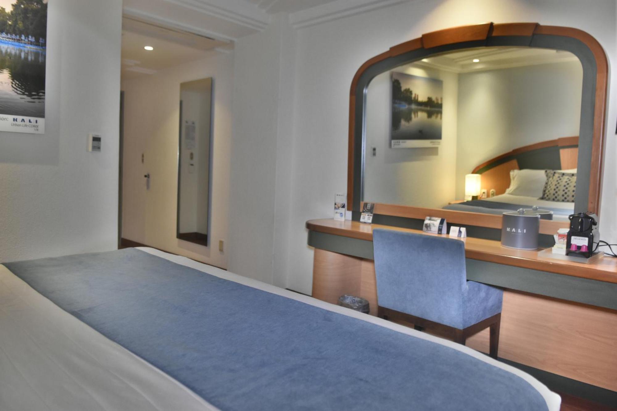 Hotel Kali Escandon 4*