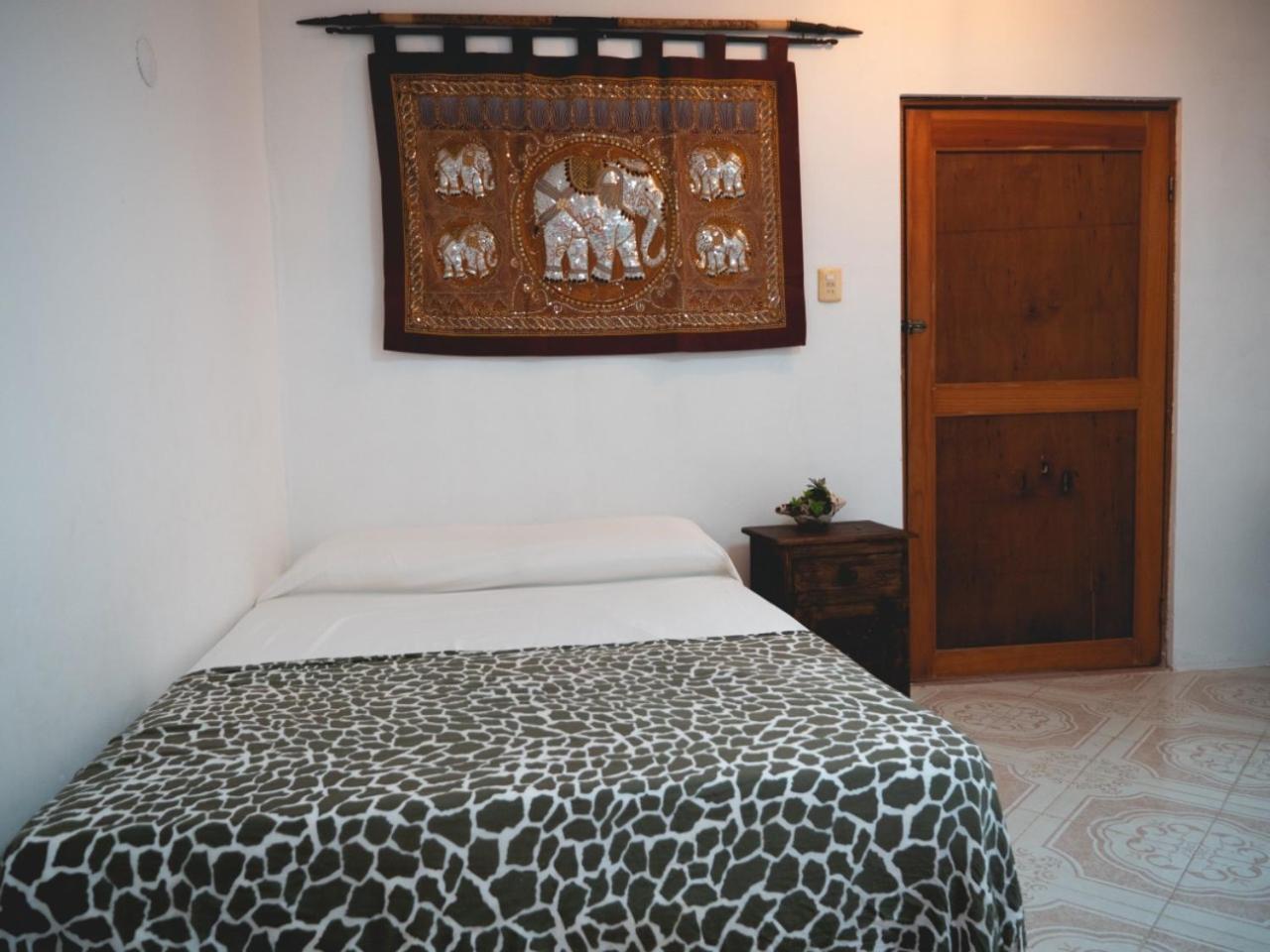 Casa Gajah Cuyo * El Cuyo