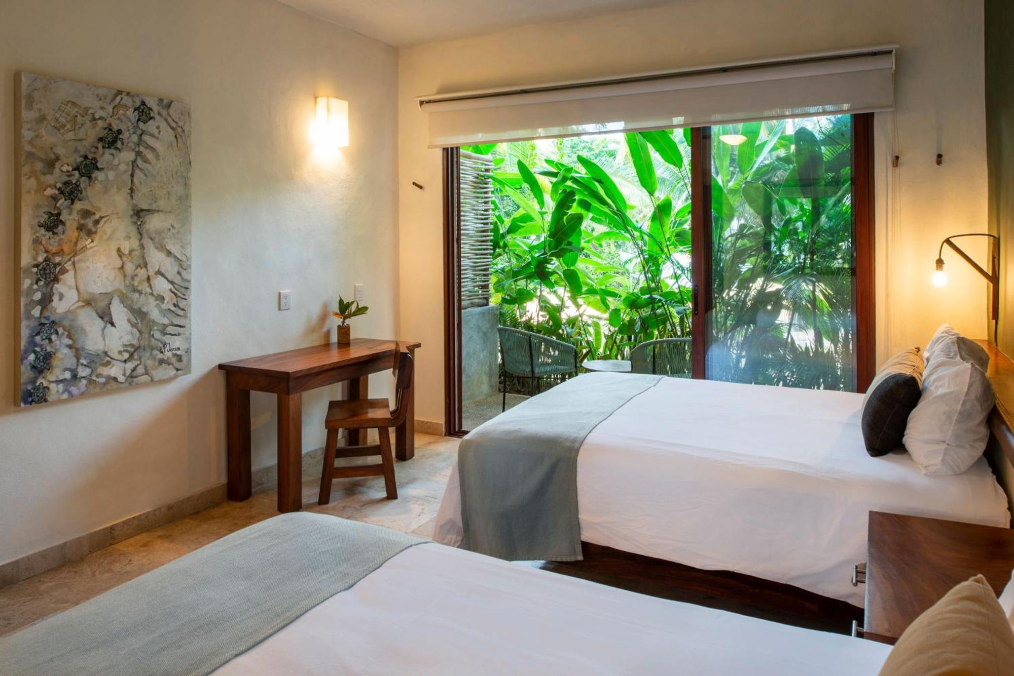 Hotel Punta Monterrey 4*