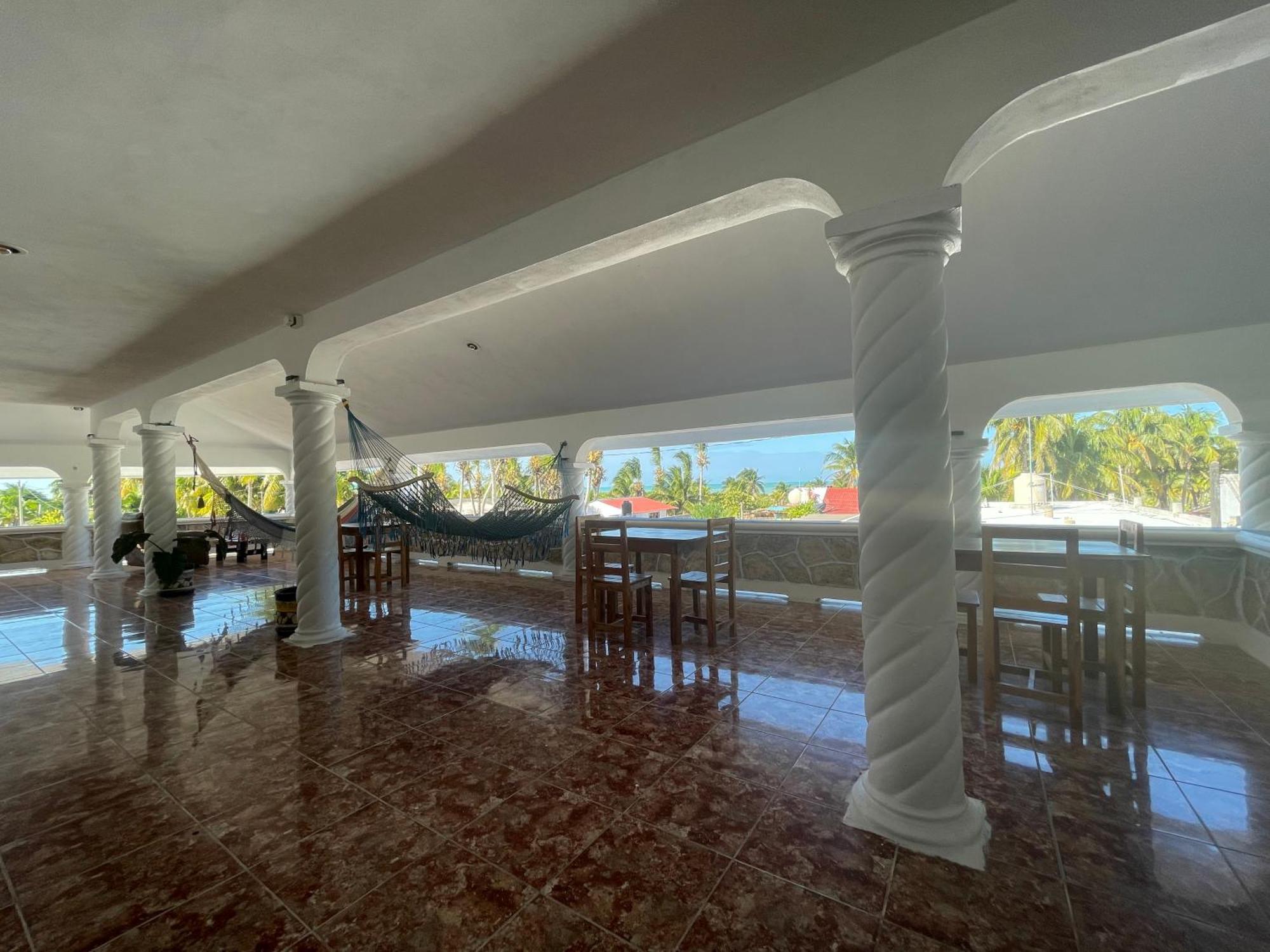 Casa Gajah Cuyo * El Cuyo
