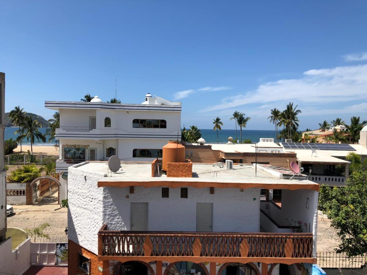 Flamingos Hotel 2*