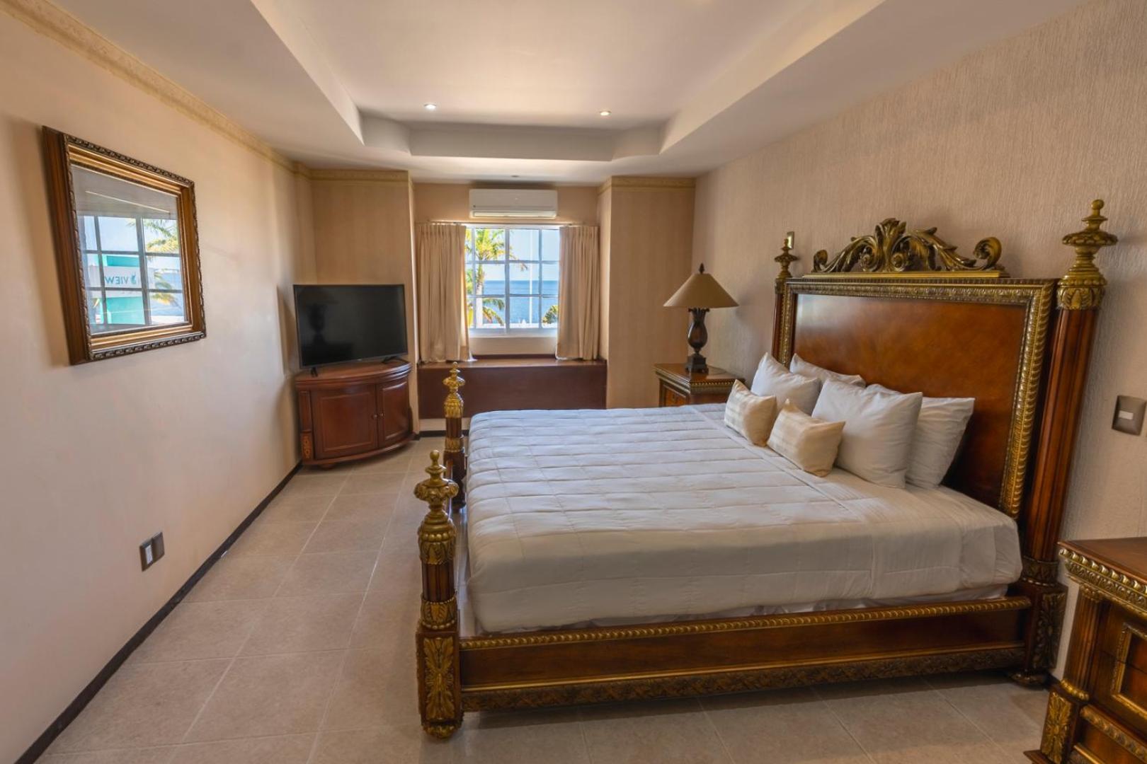 Ocean View Hotel 4*