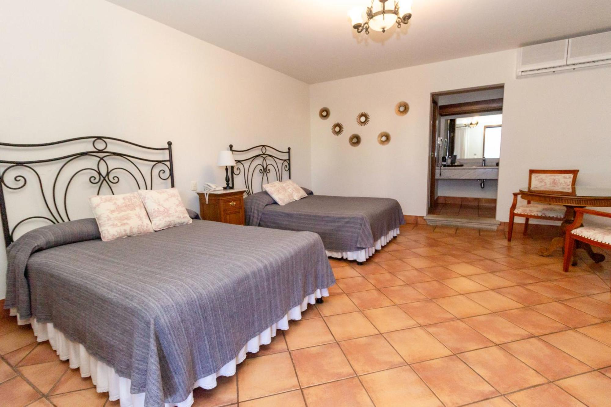 Boutique Naura Centro Hotel