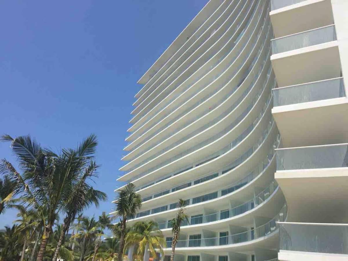 Ixtapa Peninsula *
