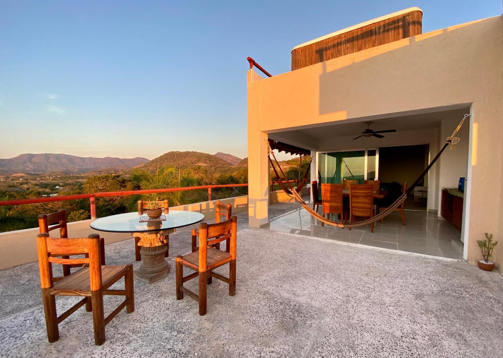 Departamento Con Vista A Montanas Y Al Mar *