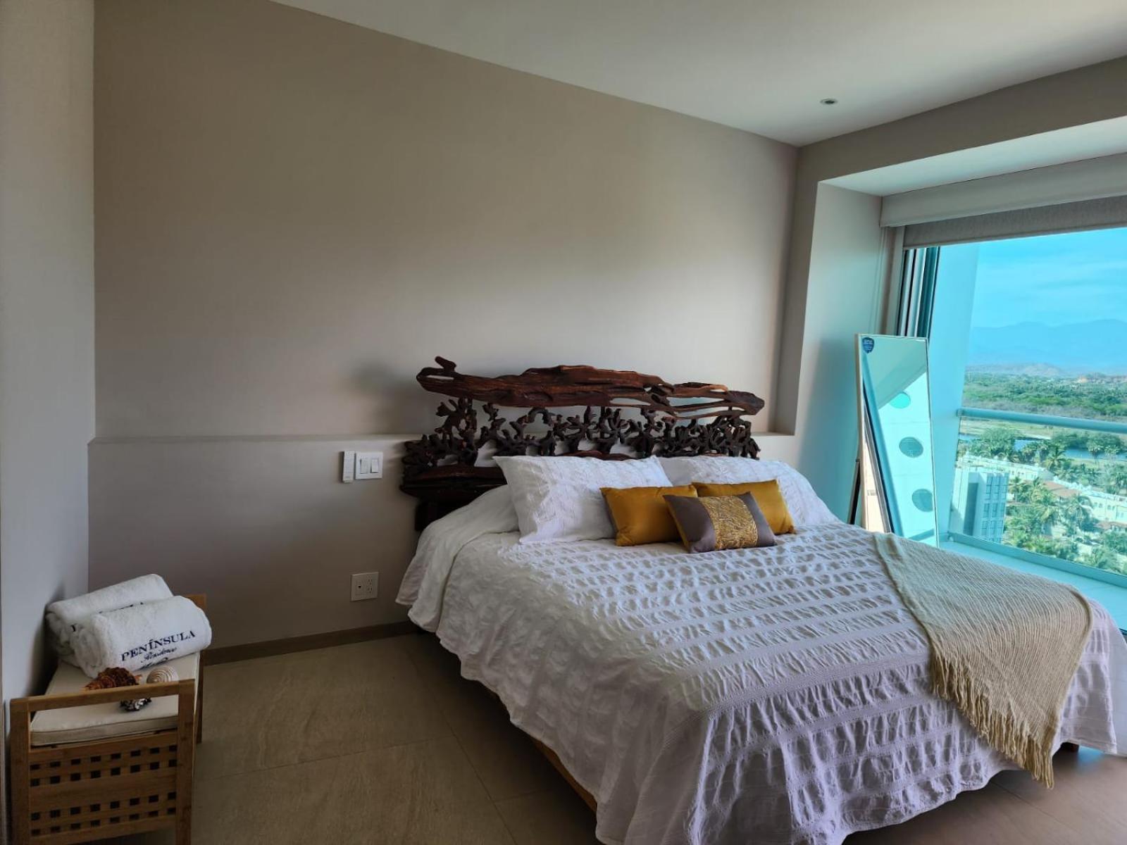 Ixtapa Peninsula Apartment *