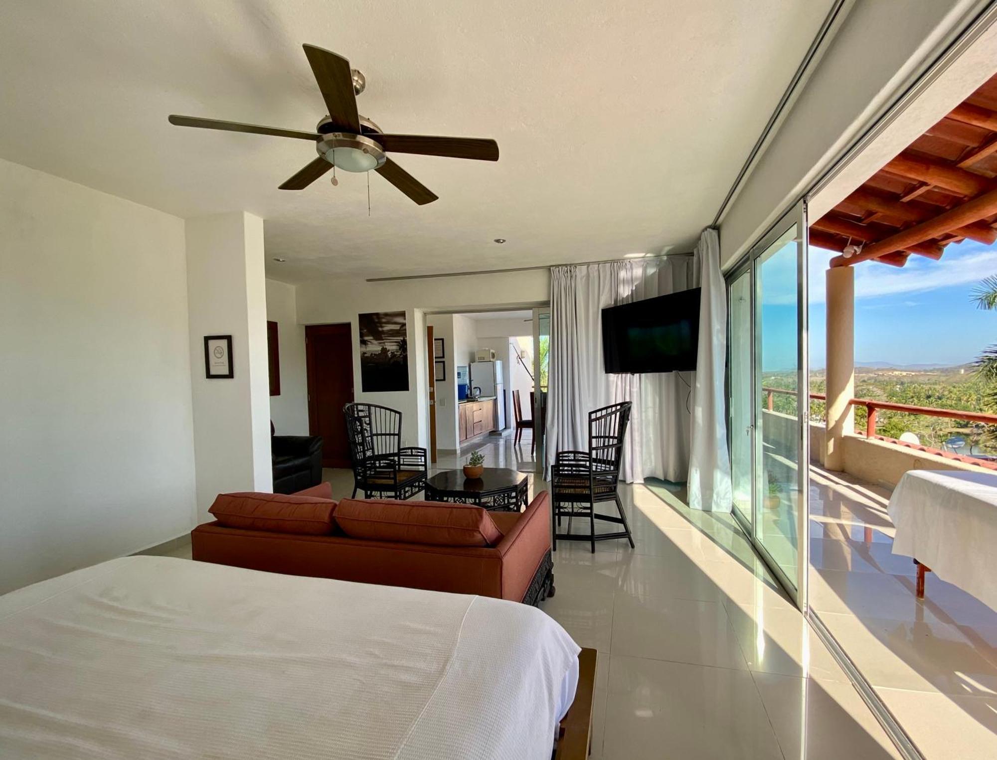 Departamento Con Vista A Montanas Y Al Mar *