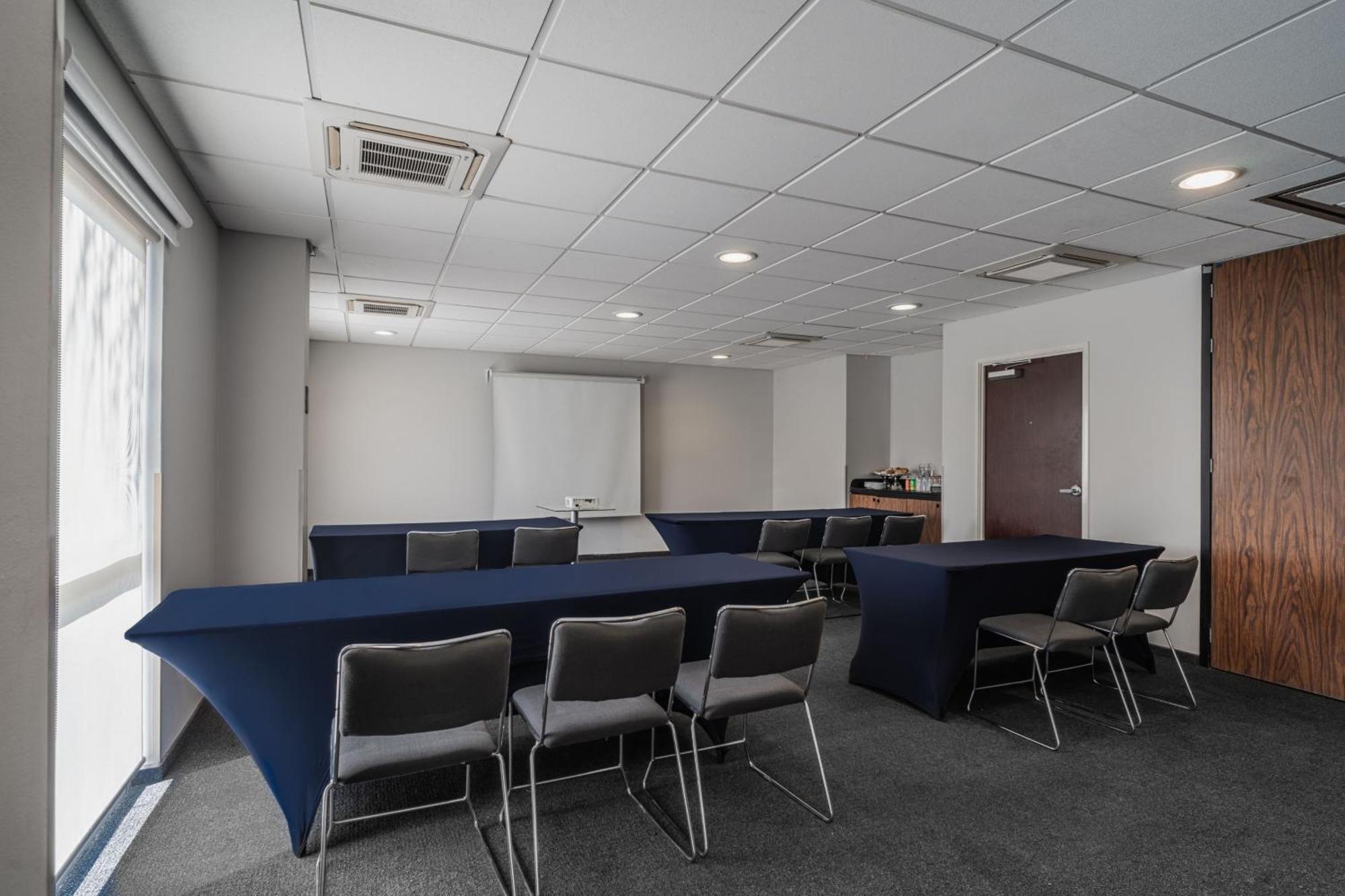 Hotel Express By Marriott Jurica 4*