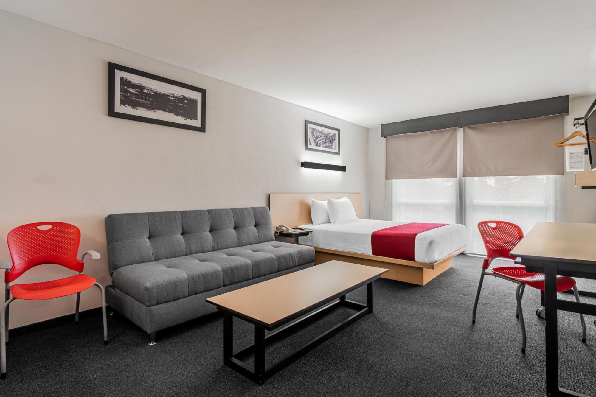 Hotel Express By Marriott Jurica Queretaro