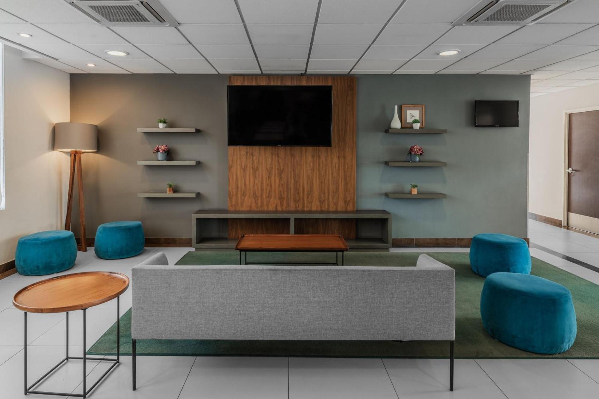 Hotel Express By Marriott Jurica Queretaro