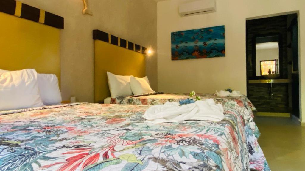 Hotel Casa Delfines