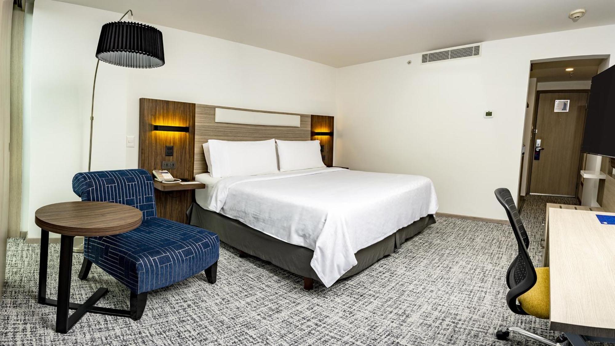 Express Galerias Metepec By Ihg Hotel 3*
