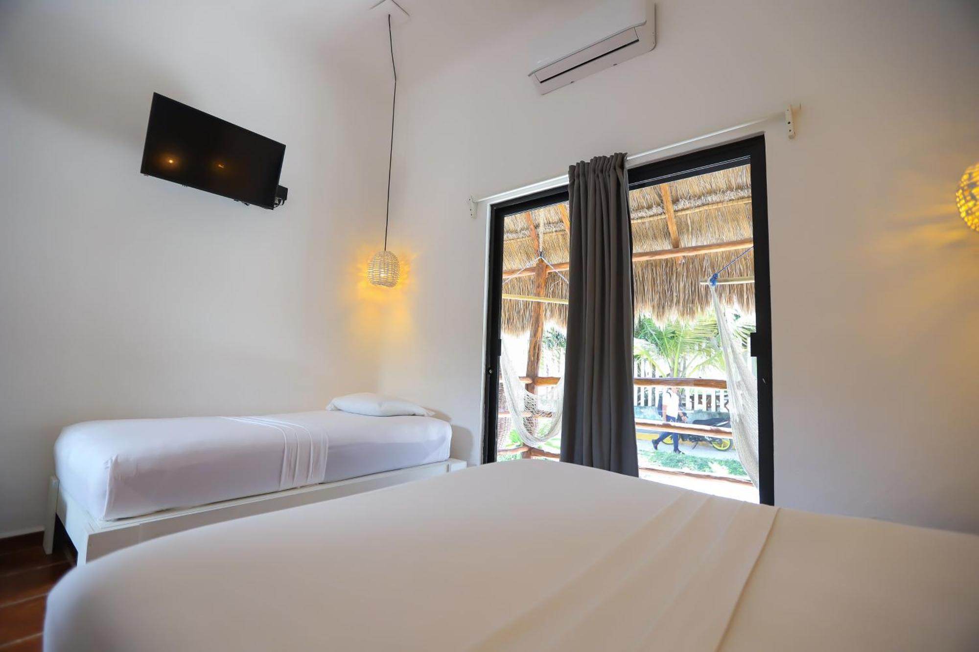 Hotel 40 Canones Mahahual