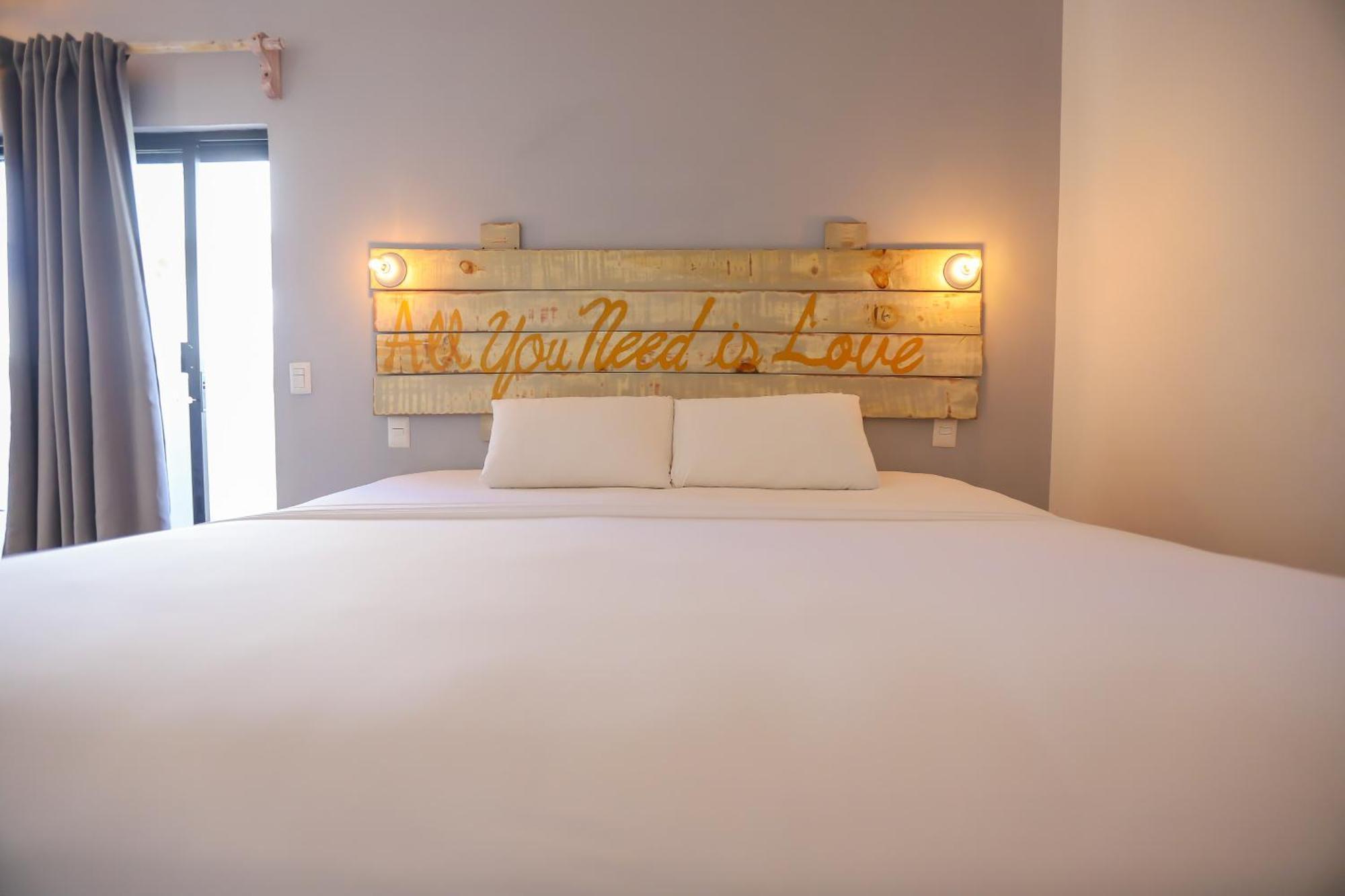 Hotel 40 Canones