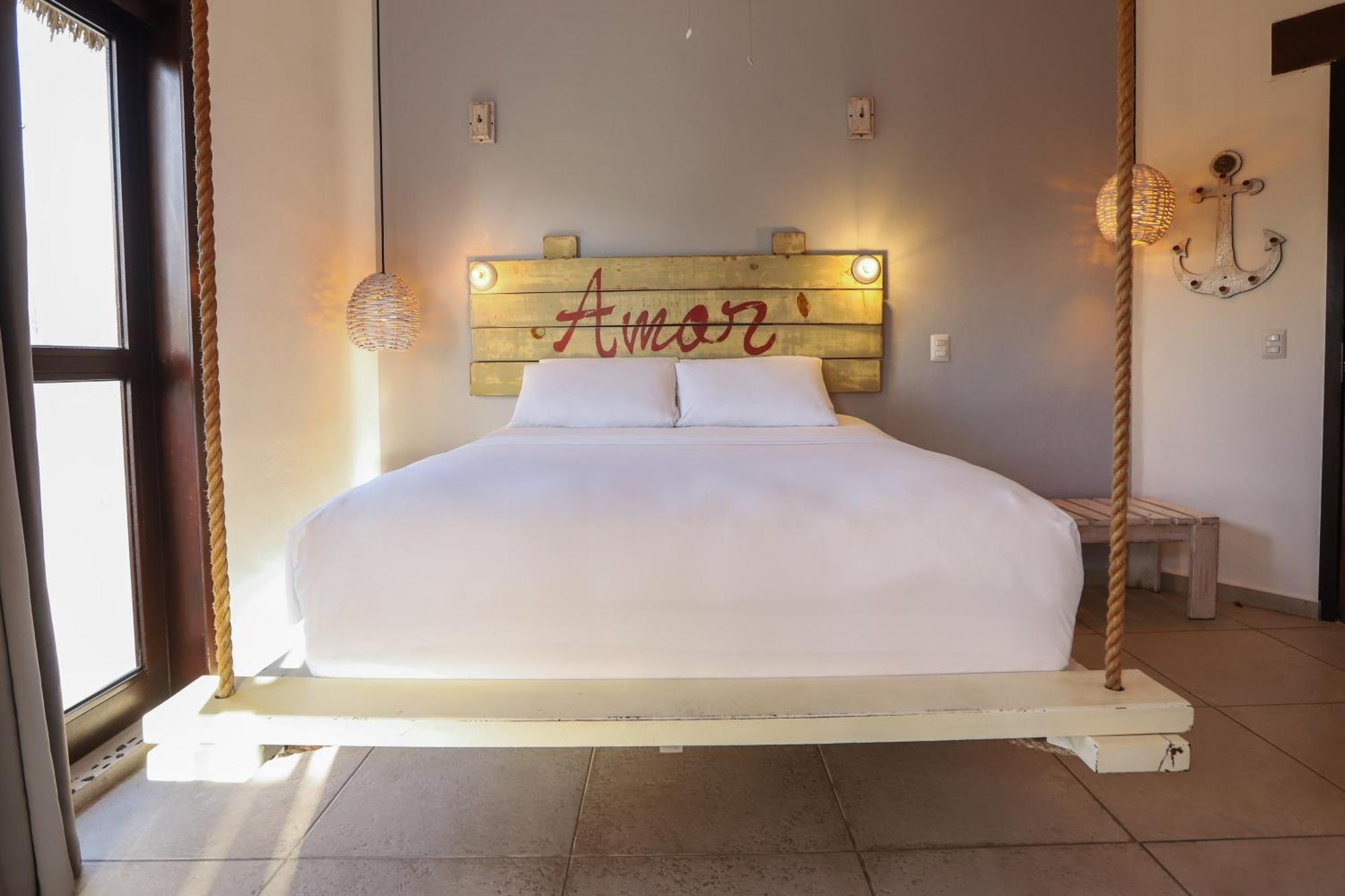 Hotel 40 Canones