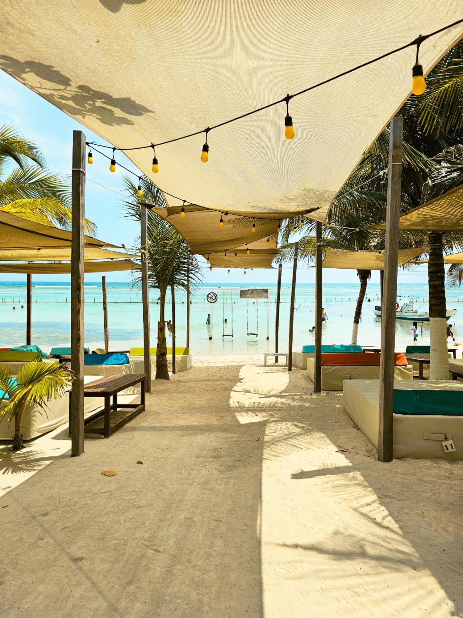 Hotel 40 Canones Mahahual