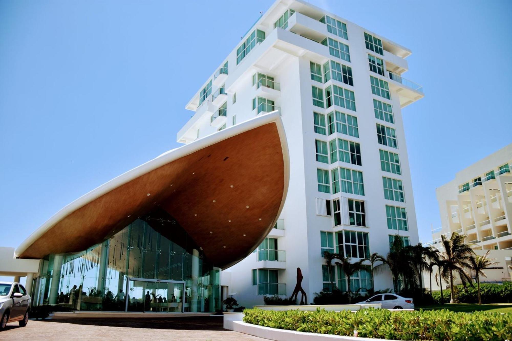 Lua Boutique Cancun