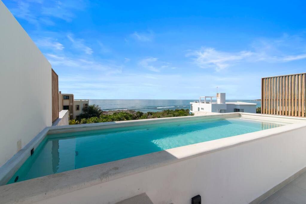 Apartment Skies Private Terrace W Jacuzzi W Sea Views Walk To *