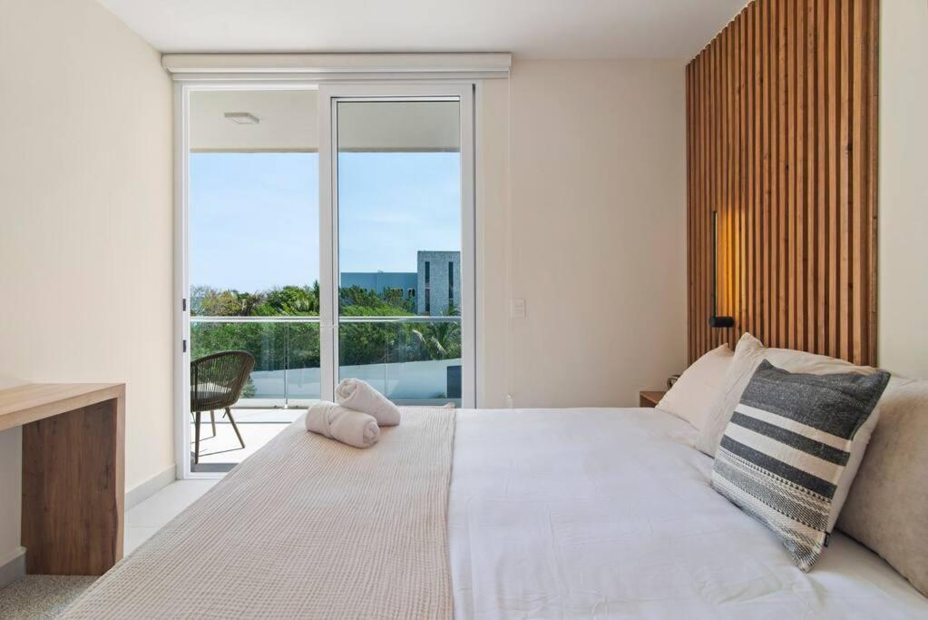Skies Private Terrace W Jacuzzi W Sea Views Walk To *