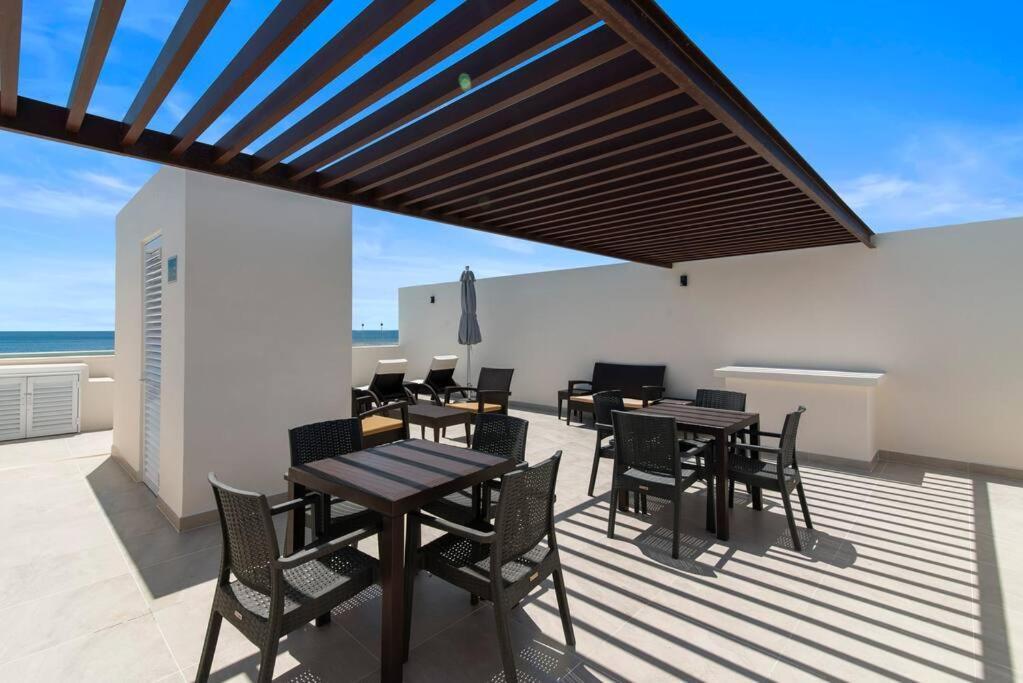 Skies Private Terrace W Jacuzzi W Sea Views Walk To * Akumal