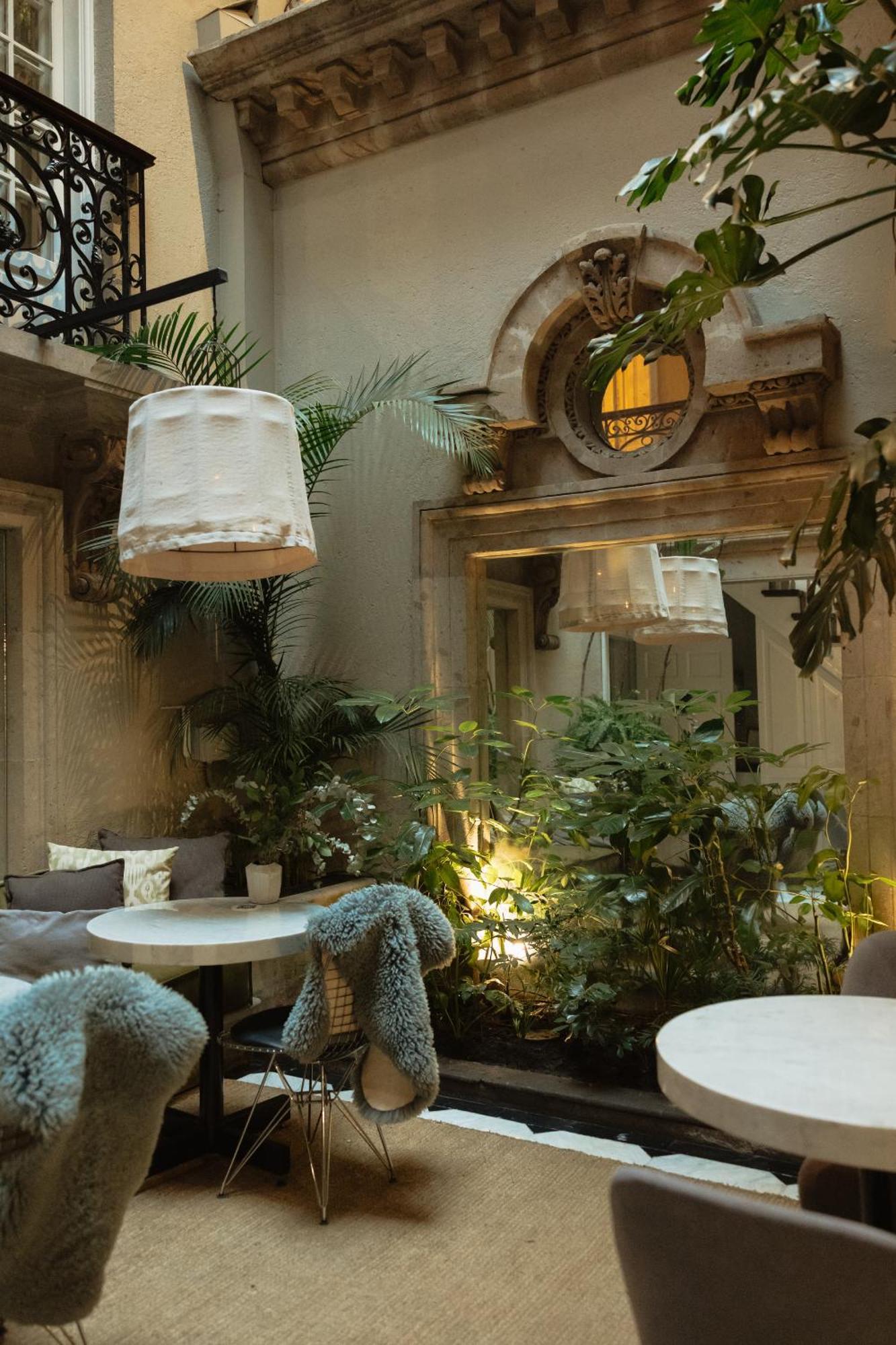 Nima Local House Hotel & Spa 4*