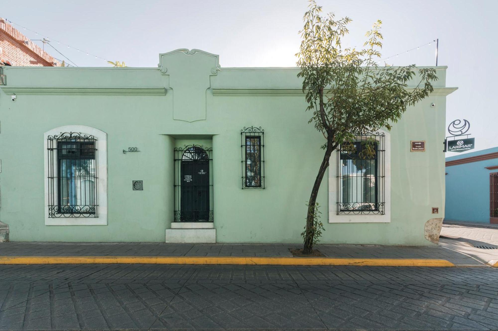 Larimar Gallery Y Boutique Hotel