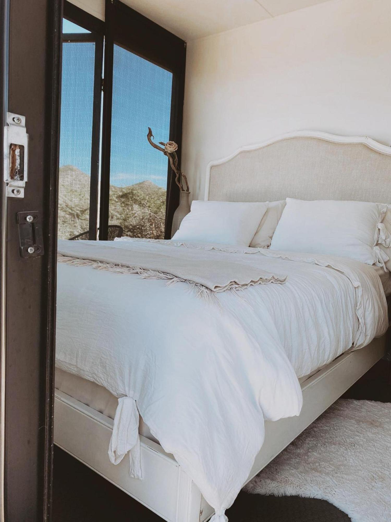 Desert Oasis Luxury Rv *
