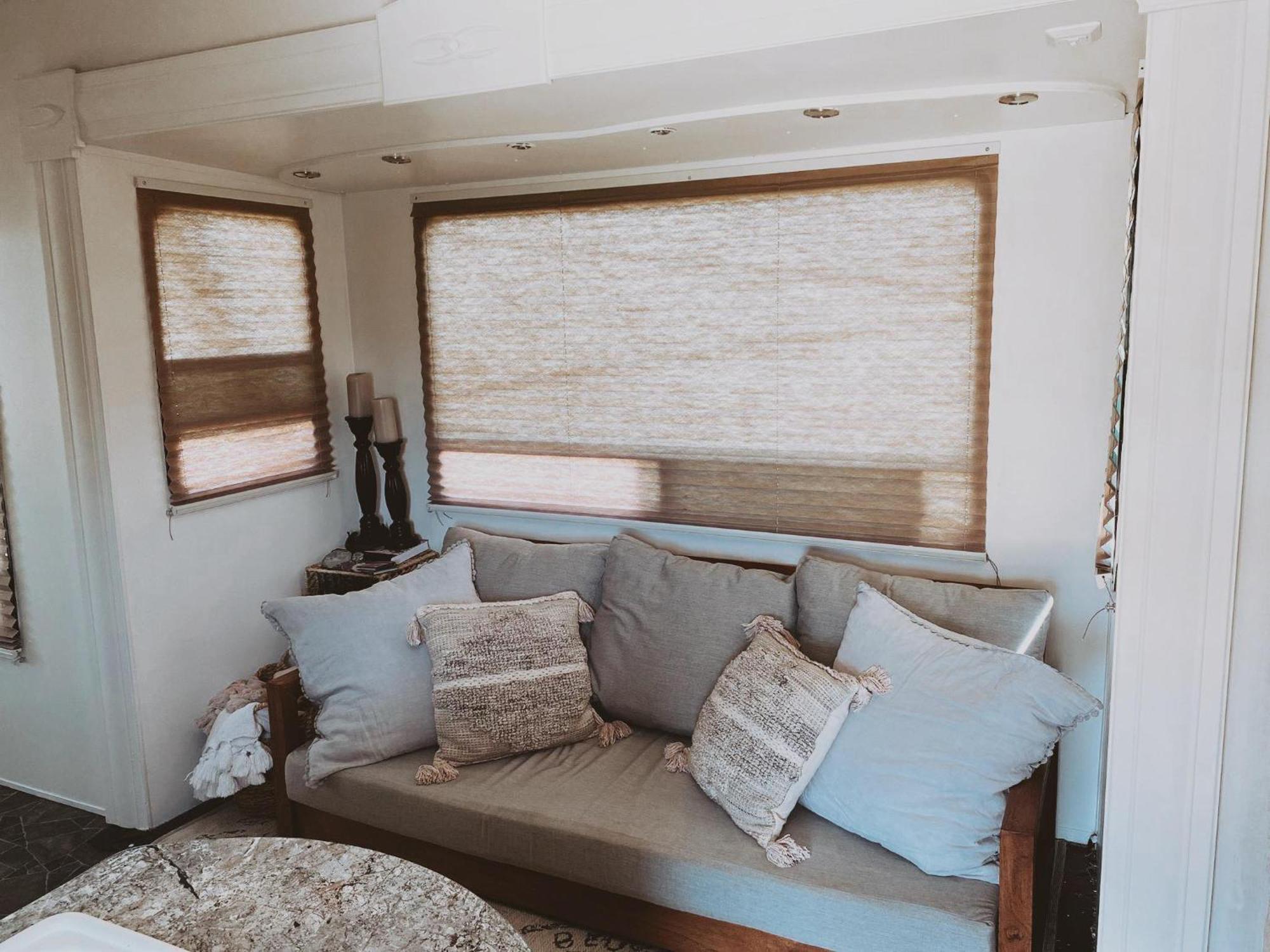 Campsite Desert Oasis Luxury Rv *