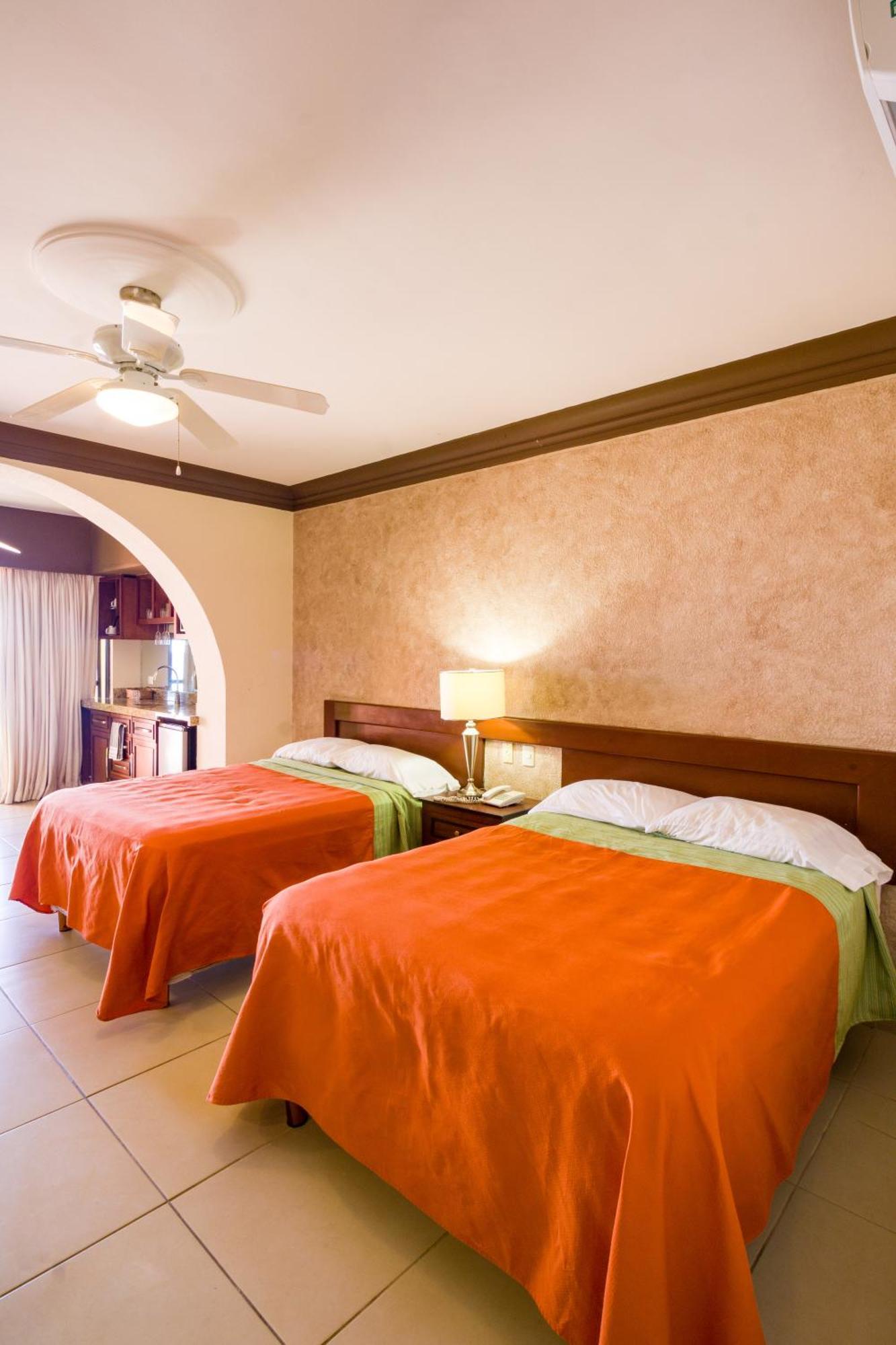 Palmas De Cortez Resort 4*