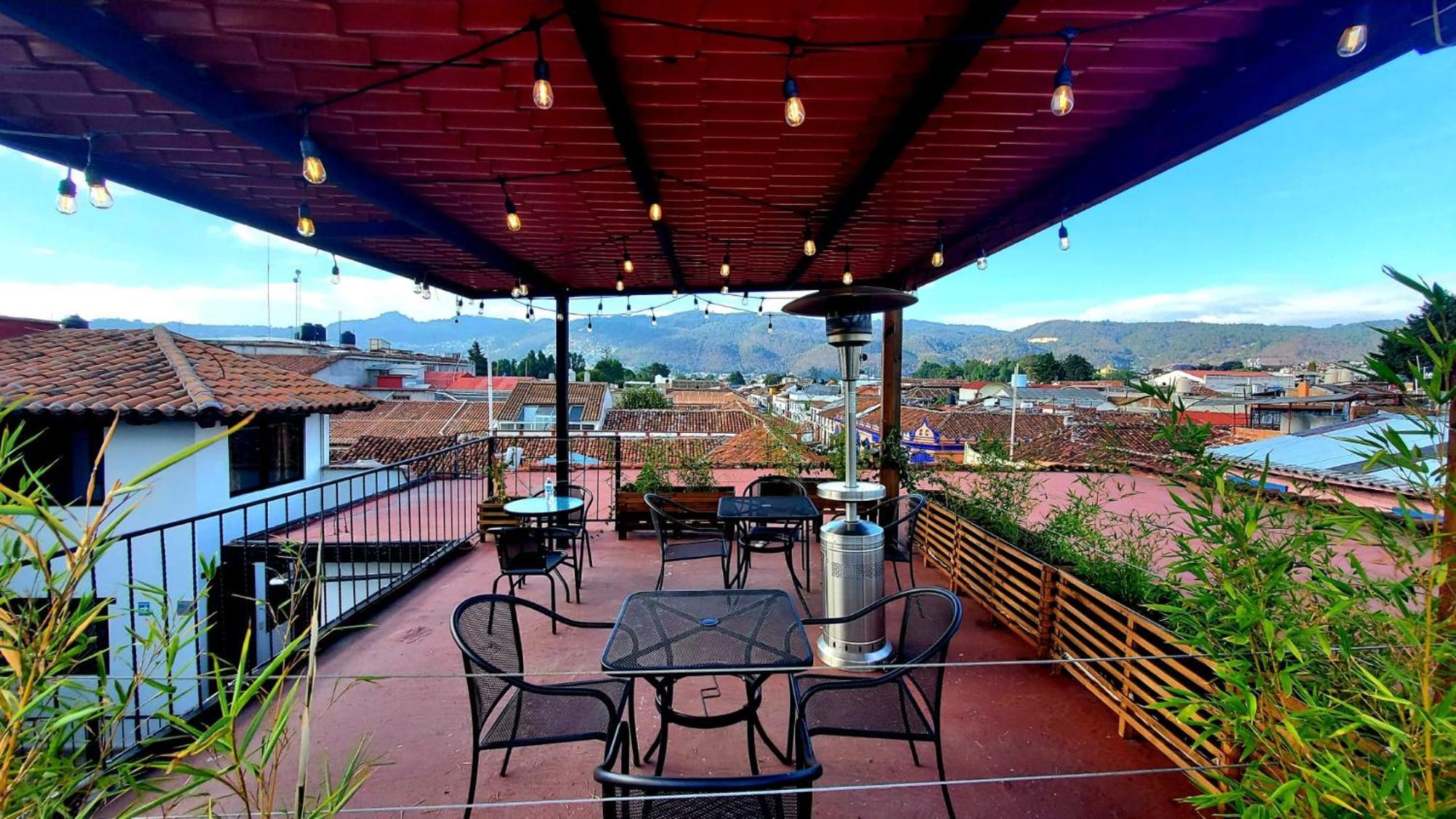 Ganesha Hotel