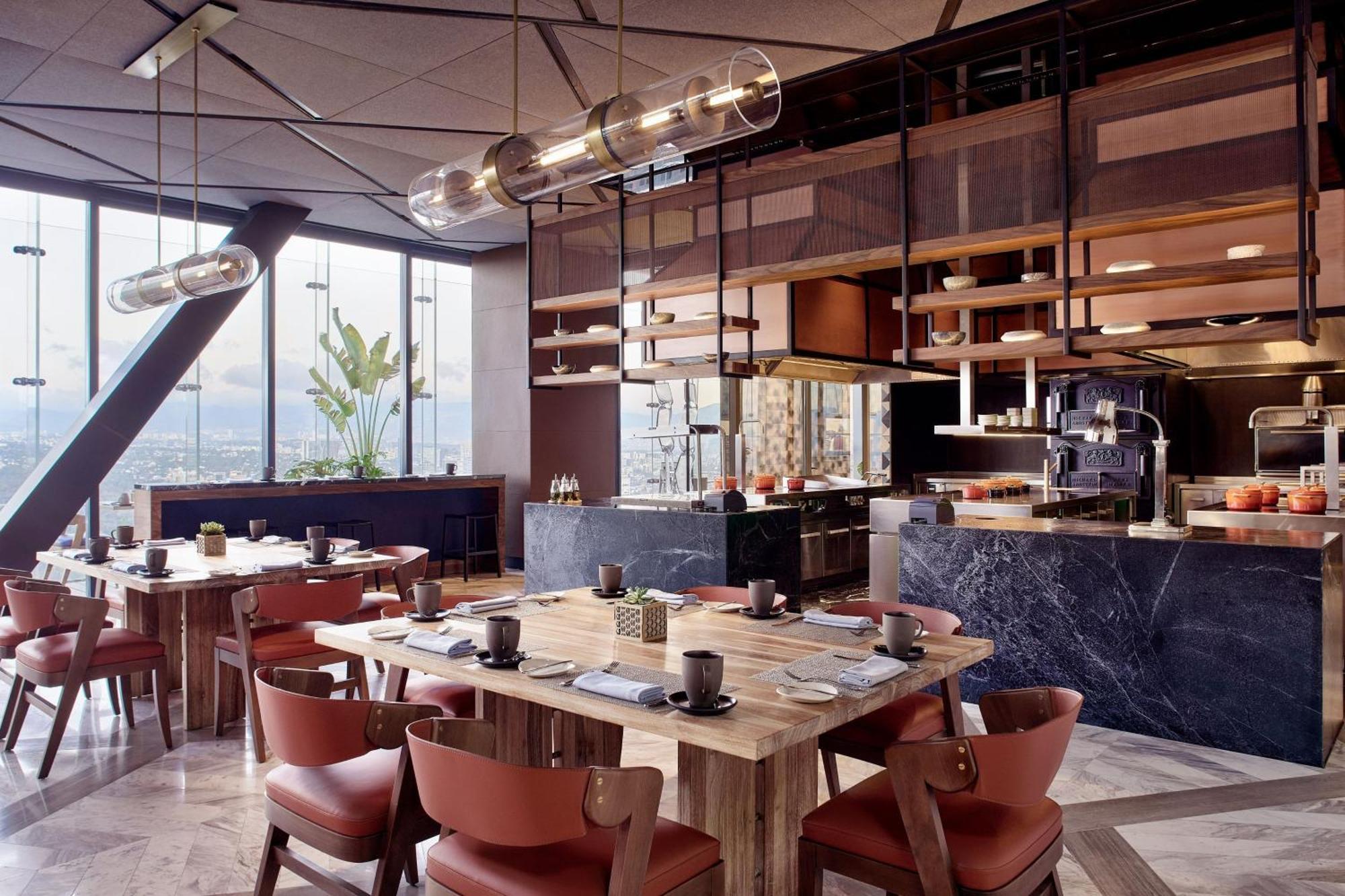 The Ritz-carlton Residences 5*