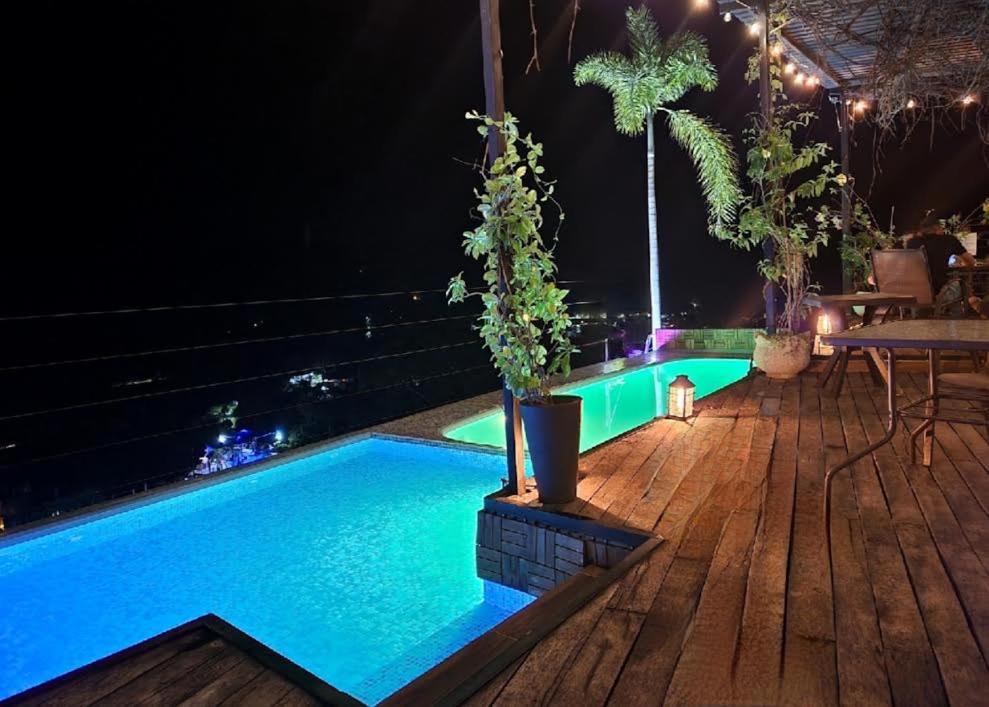 Hotel Roof