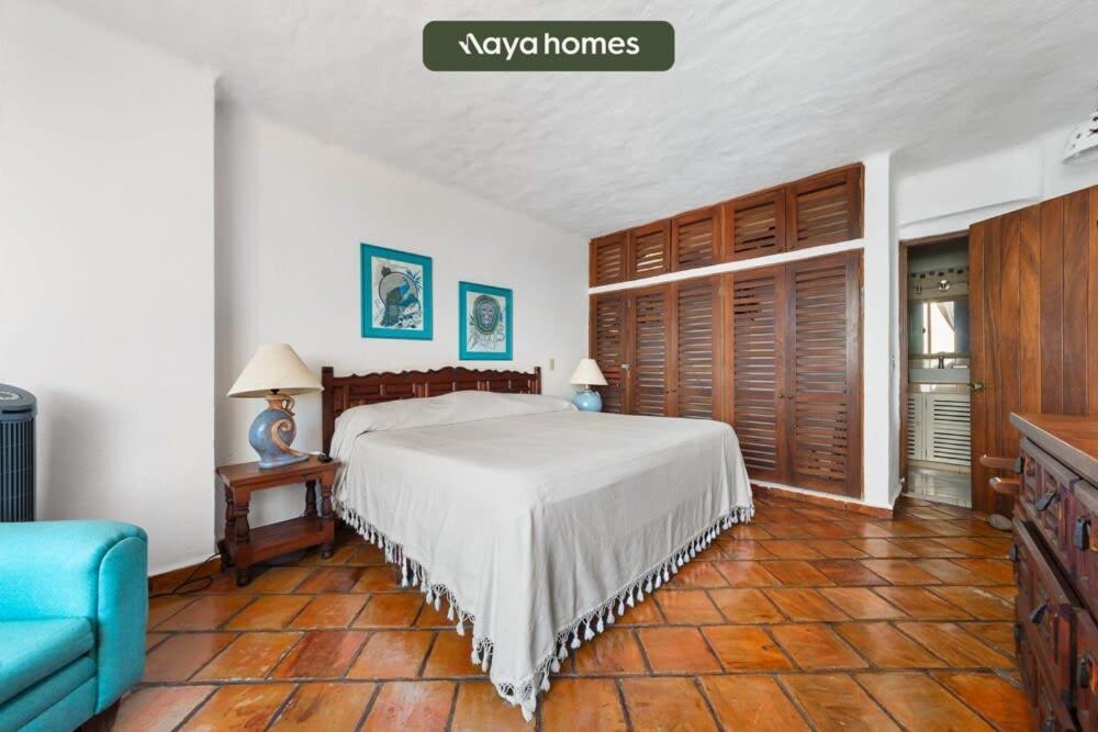 Ocean View 2br Condo-balcony-beach-pool Puerto Vallarta