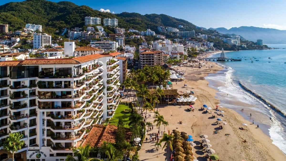 Ocean View 2br Condo-balcony-beach-pool * Puerto Vallarta