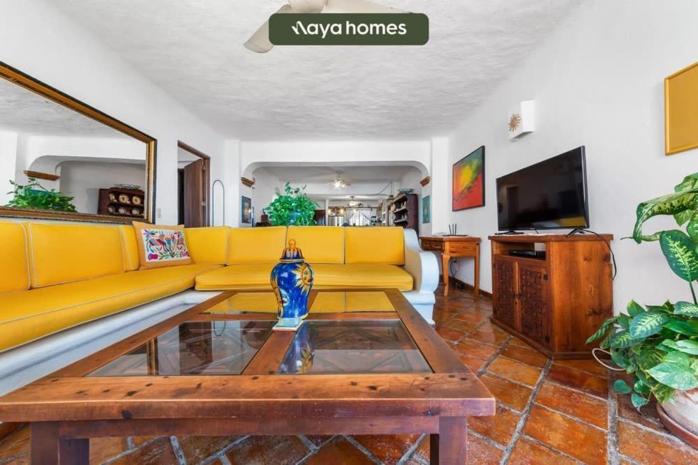 Ocean View 2br Condo-balcony-beach-pool Apartment Puerto Vallarta