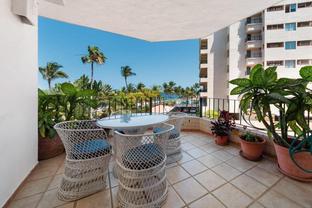 Ocean View 2br Condo-balcony-beach-pool * Puerto Vallarta