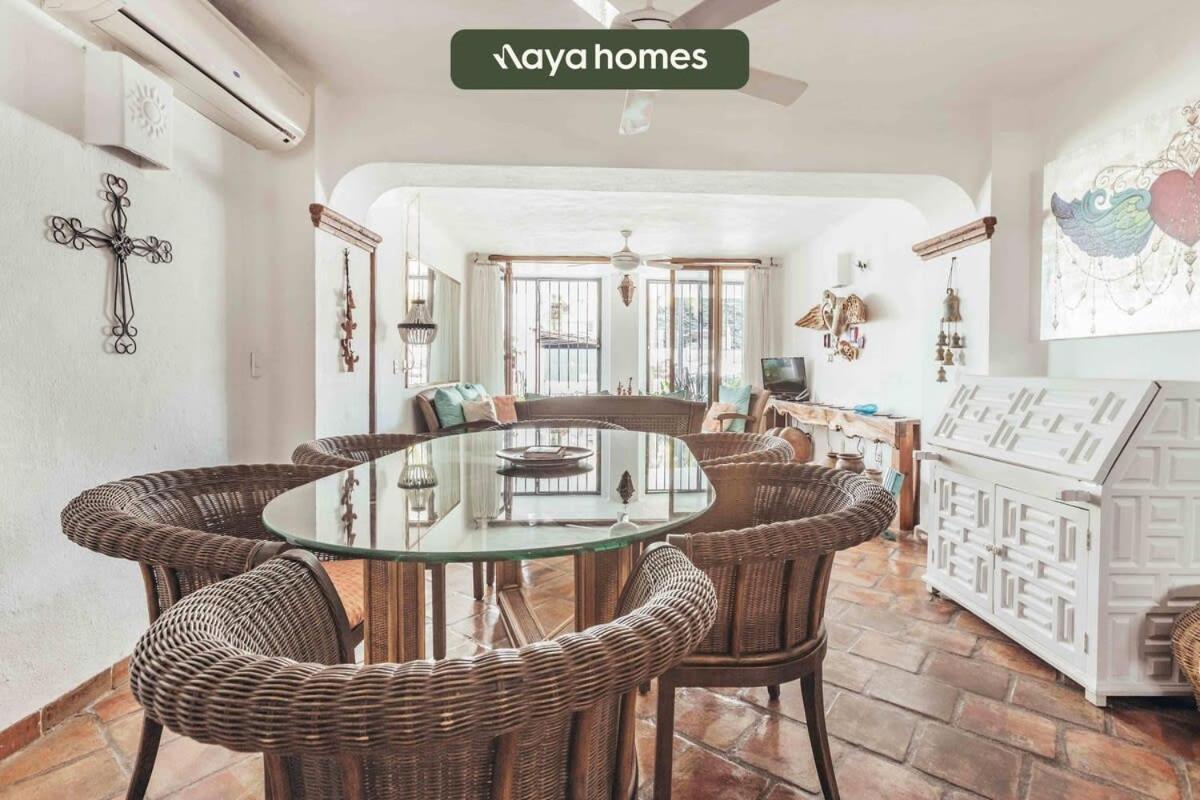 Apartment Front Building 2br Condo-balcony-beach-pool *