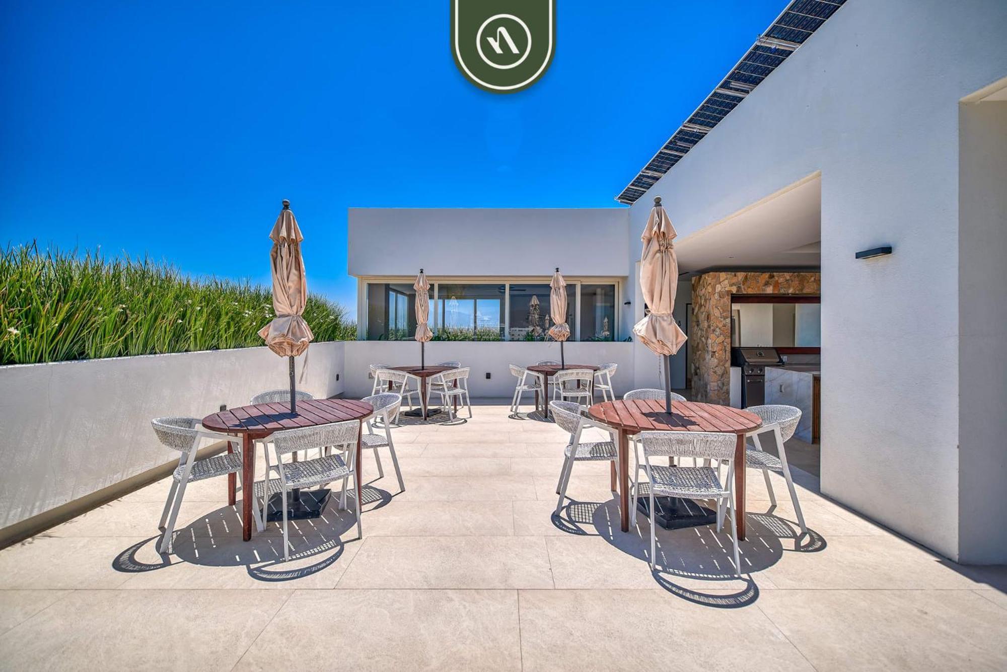 2br With Rooftop Pool - Private Terrace