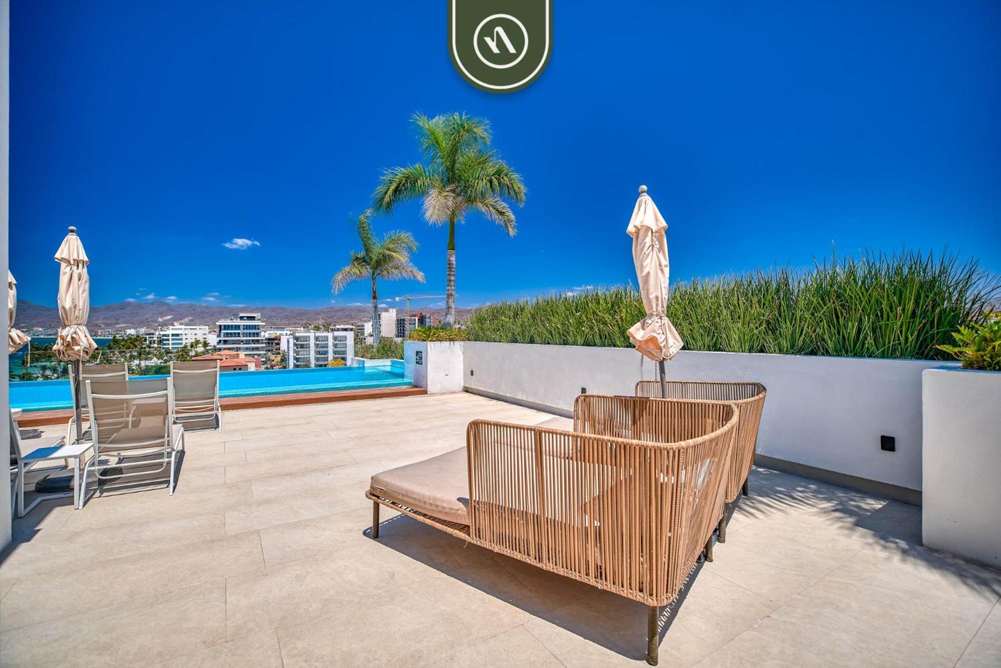 2br With Rooftop Pool - Private Terrace Apartment Bucerias