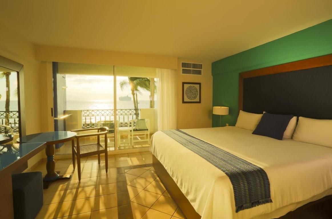 Resort Crown Paradise Golden - Adults Only Puerto Vallarta