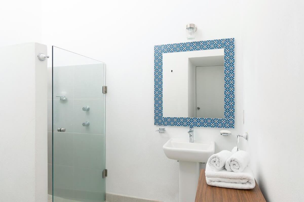 Welcome To Cristy 3-br 3 5-wc In The La Floresta Area * Ajijic