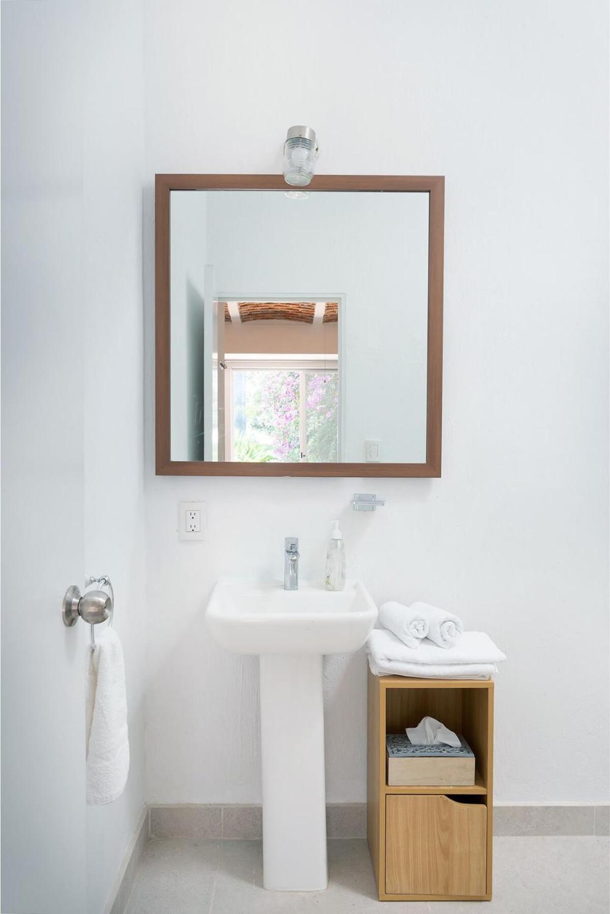 Welcome To Cristy 3-br 3 5-wc In The La Floresta Area * Ajijic