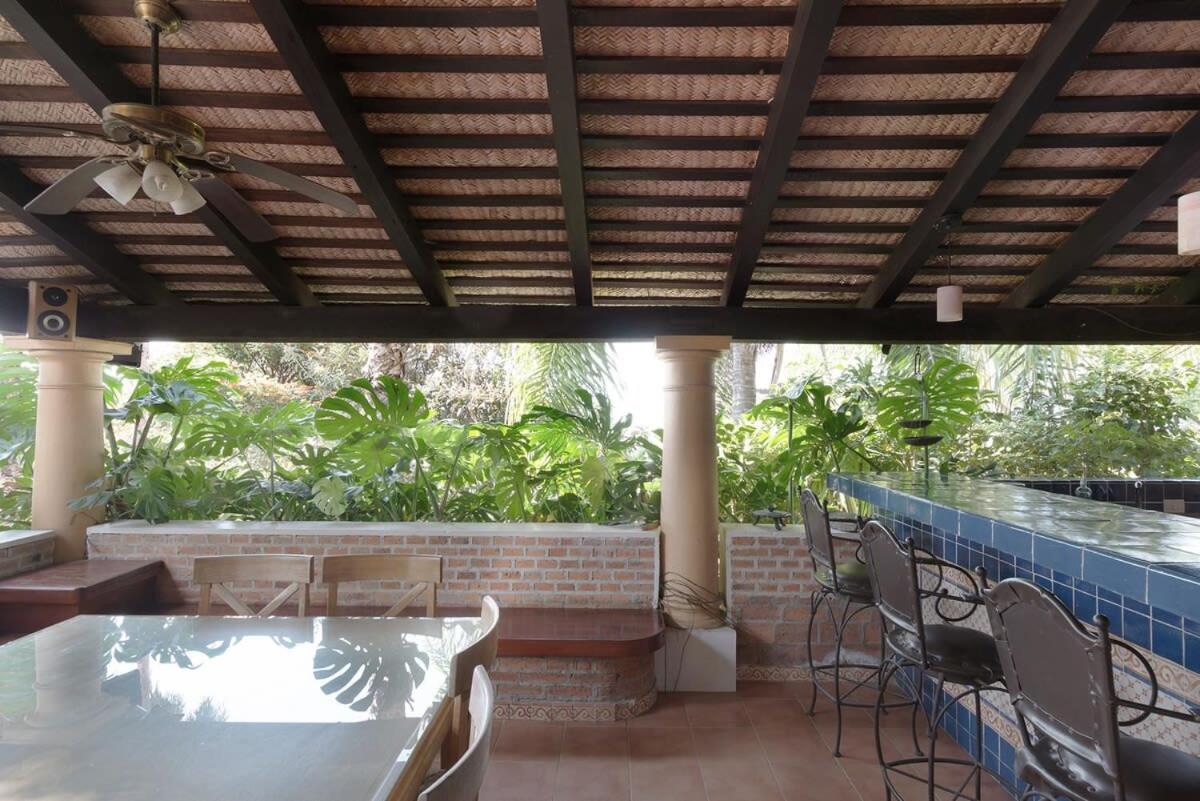 Villa 3 Bedroom Spacious With Pool & View Ajijic